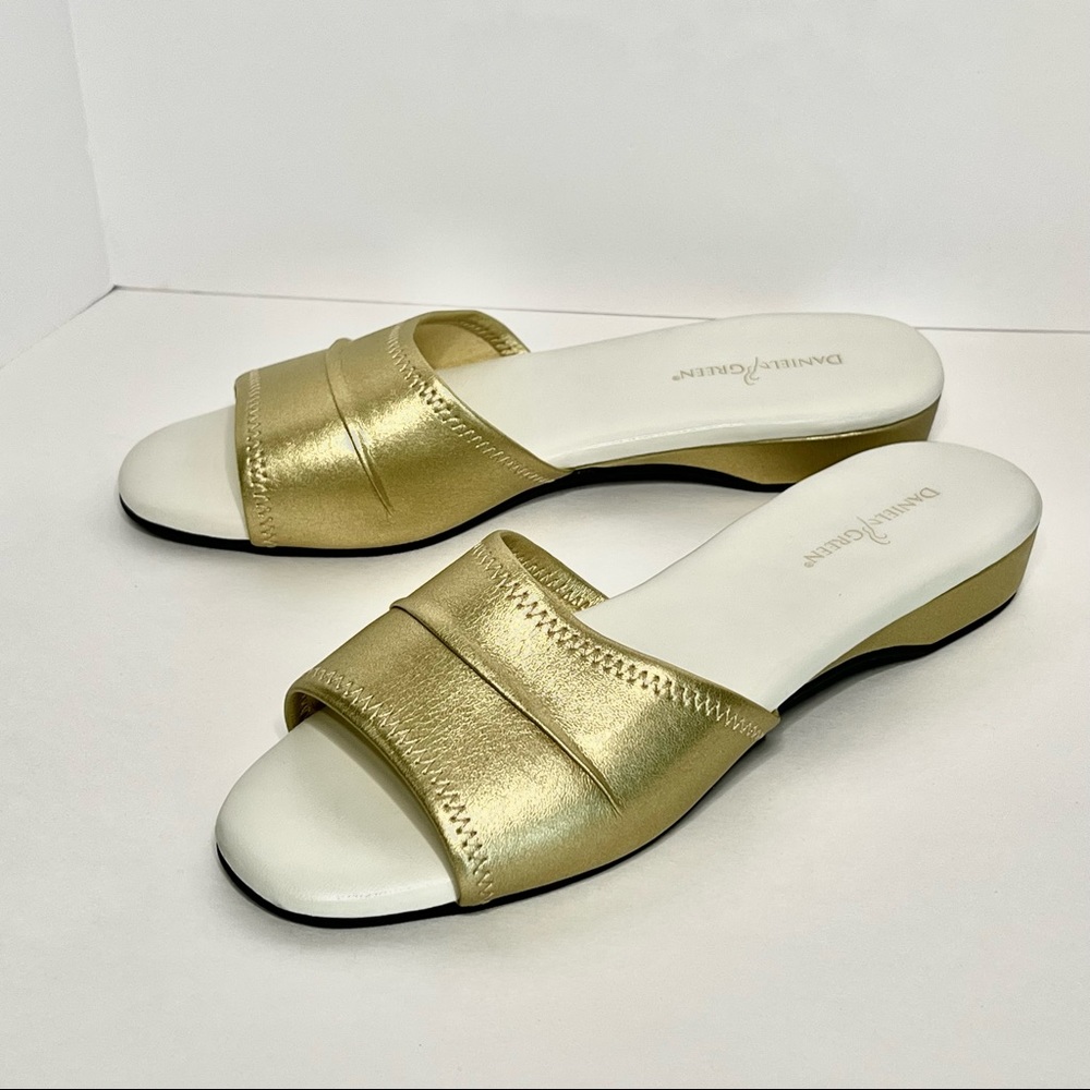 Daniel Green Sandals, Size 7S